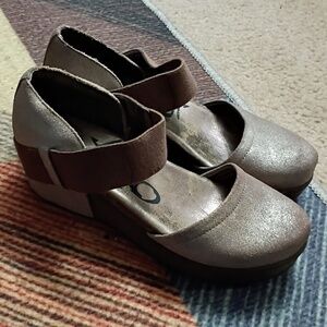 NWB OTBT Wander Out SZ 7.5